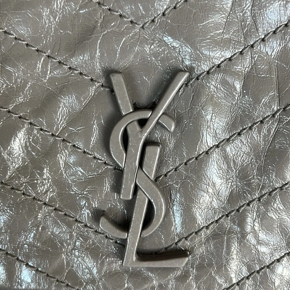 Like New YSL Niki Medium Bag Color Fog - Picture 12 of 17